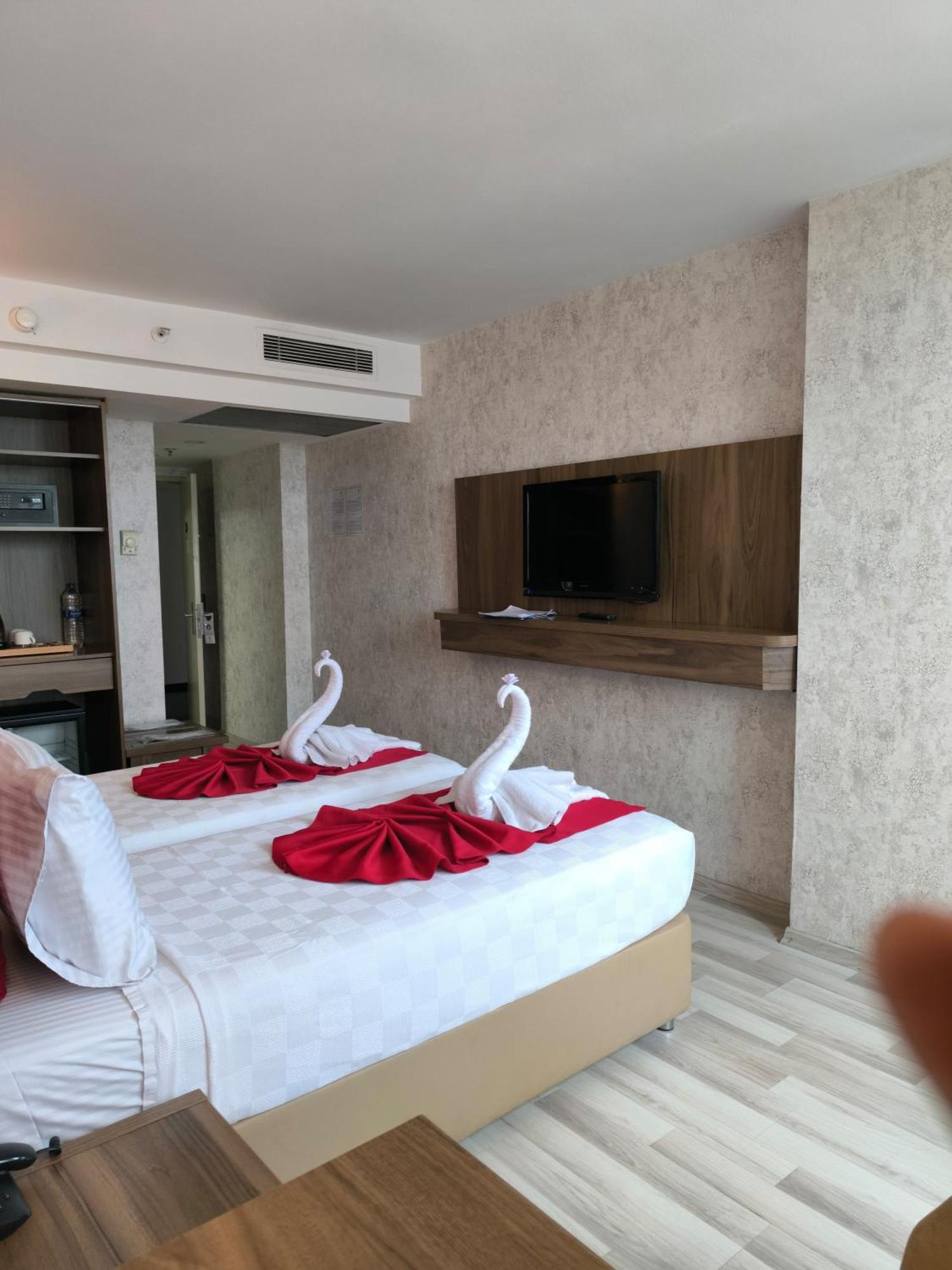 Euro Plaza Hotel - Taksim Pera Istanbul Ruang foto