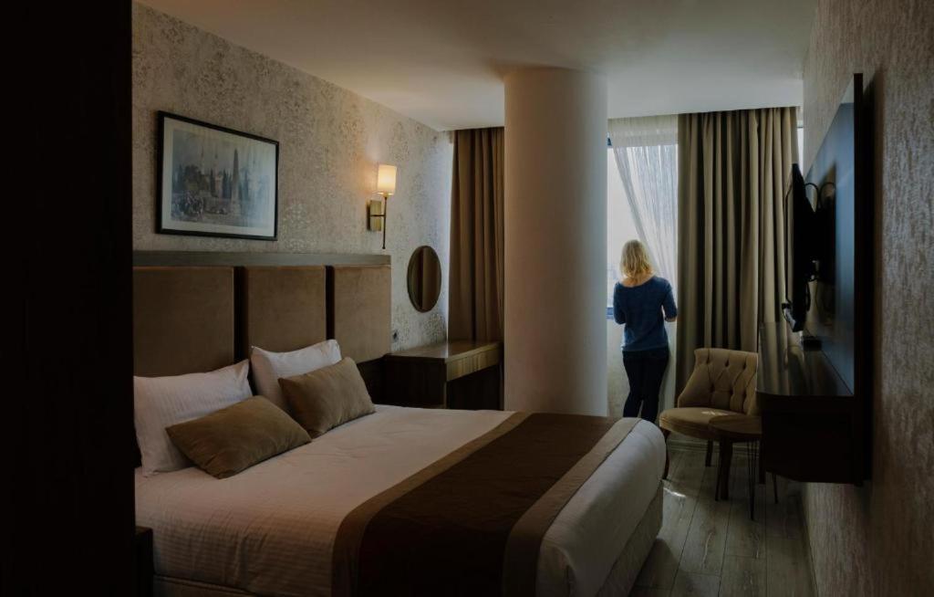 Euro Plaza Hotel - Taksim Pera Istanbul Ruang foto