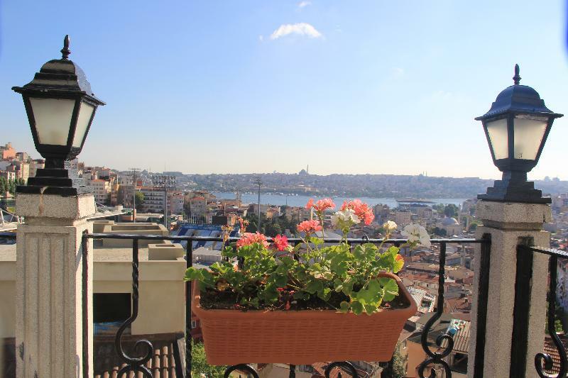 Euro Plaza Hotel - Taksim Pera Istanbul Bagian luar foto